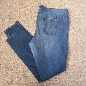Torrid Medium Wash XT SkinnyJeans Size 18XT